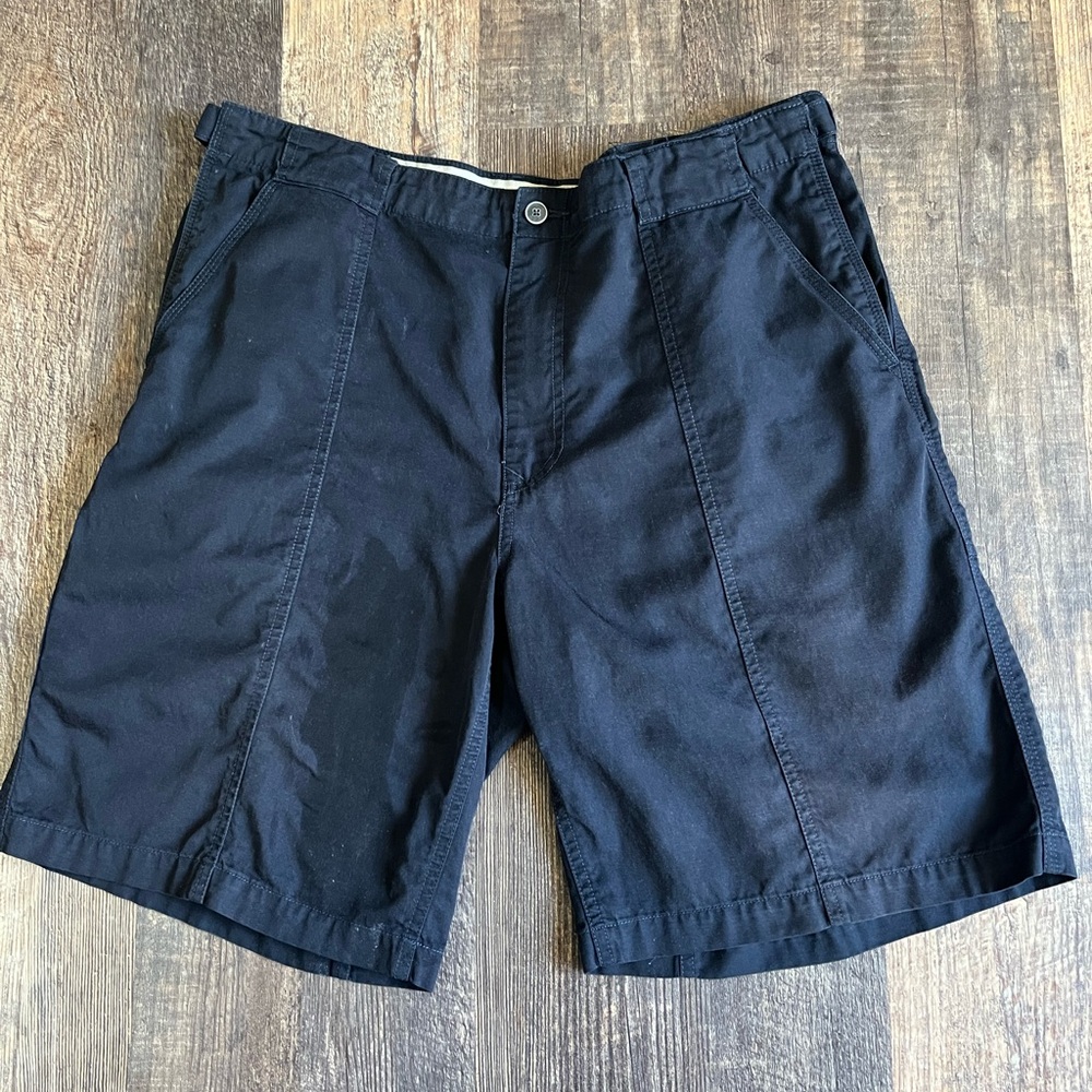Tommy Bahama Men's shorts size 35